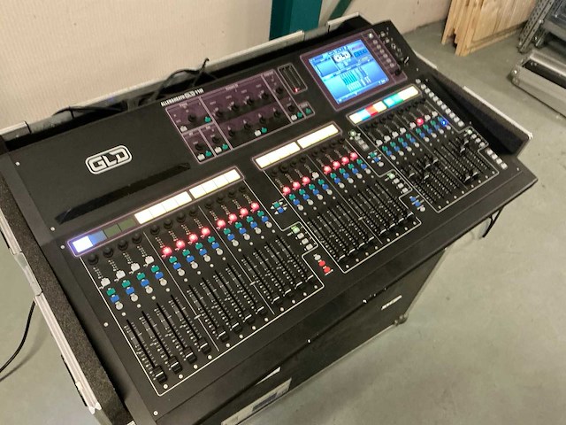 2013 allen& heath gld112 digitale mengtafel set - afbeelding 1 van  13