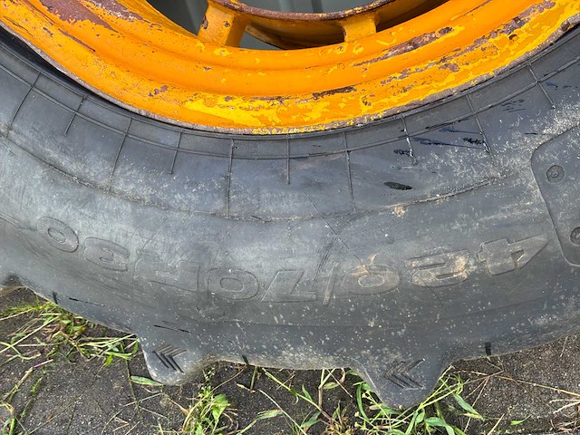 2013 alliance farmpro radial 70 set a 2 stuks band, wiel en velg - afbeelding 11 van  11