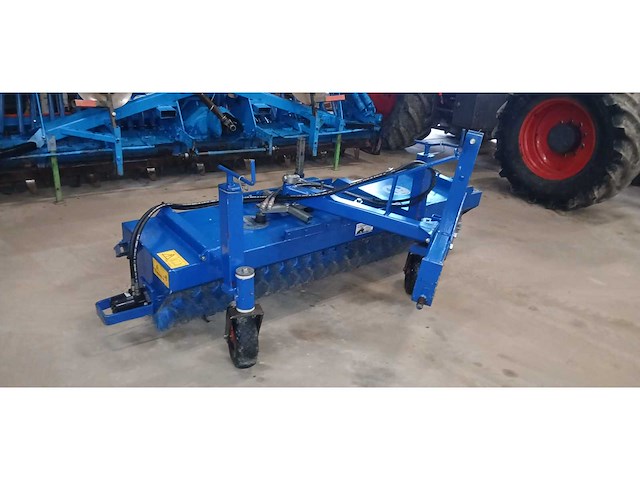 2013 ap vht2300 veegmachine - afbeelding 2 van  6