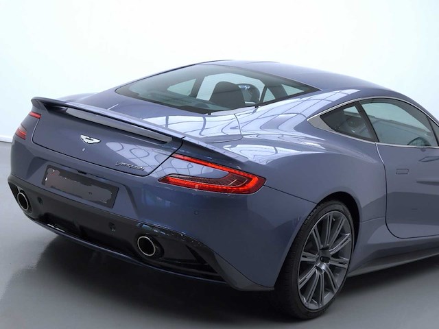 2013 aston martin vanquish (model 2014) personenauto - afbeelding 1 van  40