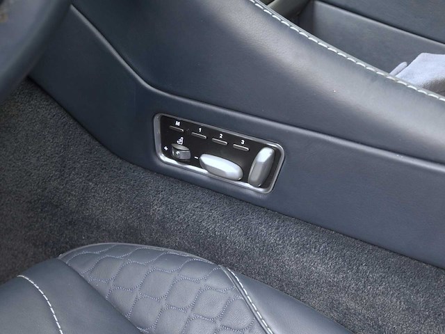 2013 aston martin vanquish (model 2014) personenauto - afbeelding 24 van  40