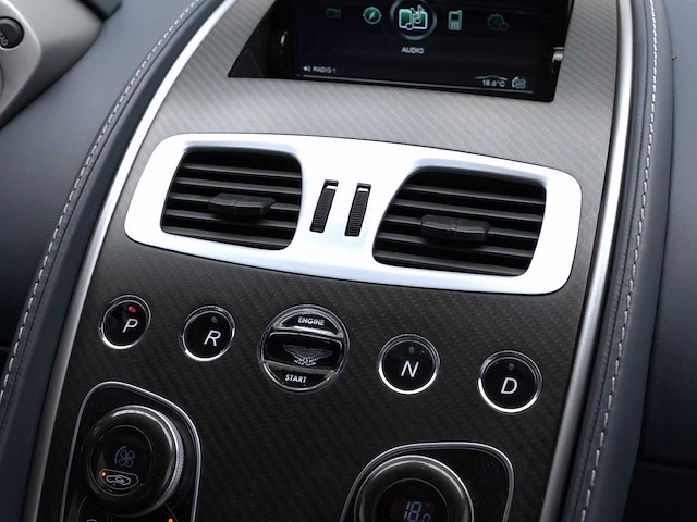2013 aston martin vanquish (model 2014) personenauto - afbeelding 27 van  40