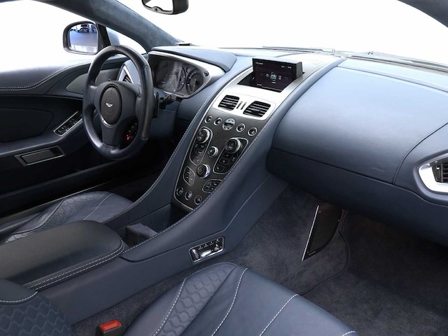 2013 aston martin vanquish (model 2014) personenauto - afbeelding 28 van  40