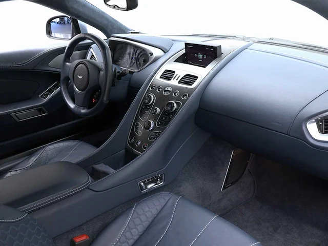 2013 aston martin vanquish (model 2014) personenauto - afbeelding 29 van  41