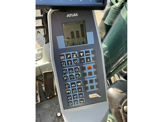 2013 atlas 150w banden graafmachine - afbeelding 30 van  45