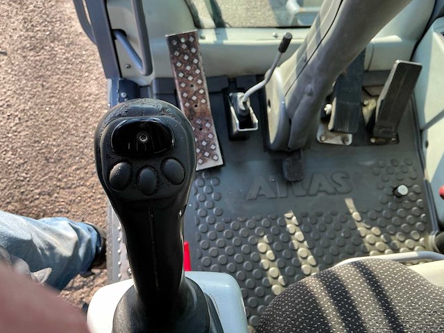 2013 atlas 150w banden graafmachine - afbeelding 33 van  45