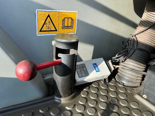 2013 atlas 150w banden graafmachine - afbeelding 37 van  45