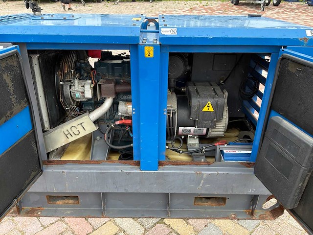 2013 atlas copco qas 14 dieselstroomaggregaat - afbeelding 6 van  11