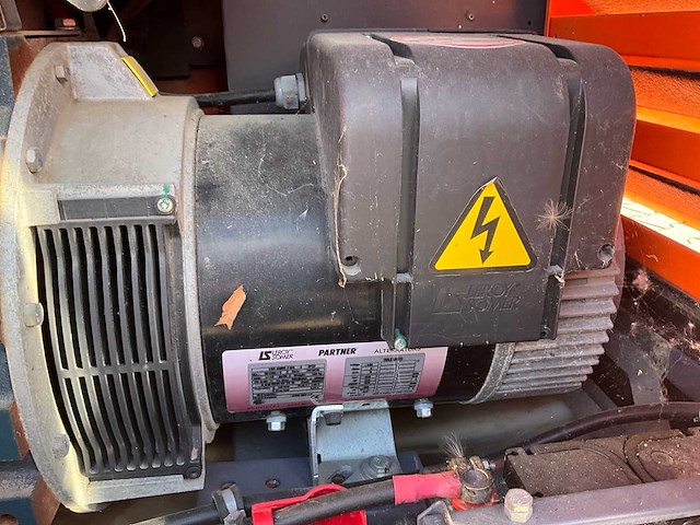 2013 atlas copco qas 20 stroom aggregaat - afbeelding 10 van  25
