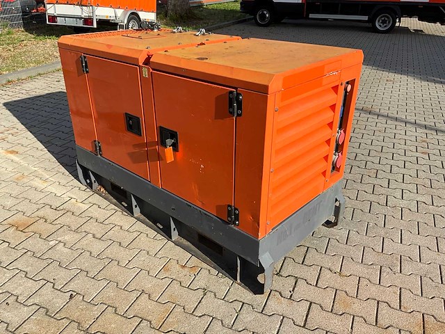 2013 atlas copco qas 20 stroom aggregaat - afbeelding 19 van  25