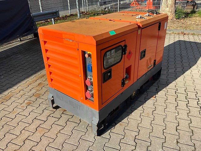 2013 atlas copco qas 20 stroom aggregaat - afbeelding 20 van  25