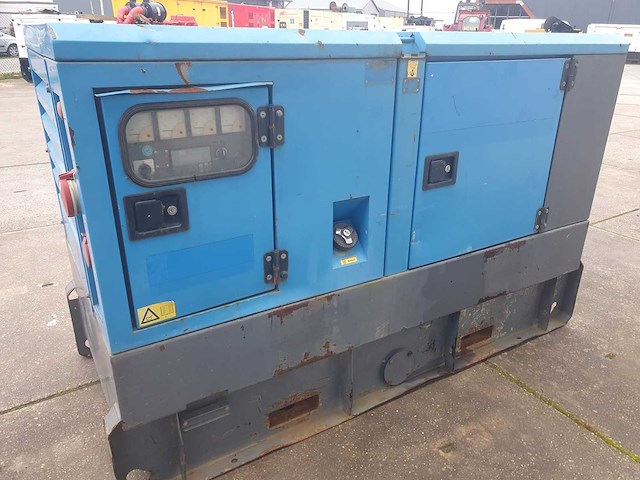 2013 atlas copco qas 40 stroomgenerator - afbeelding 1 van  6