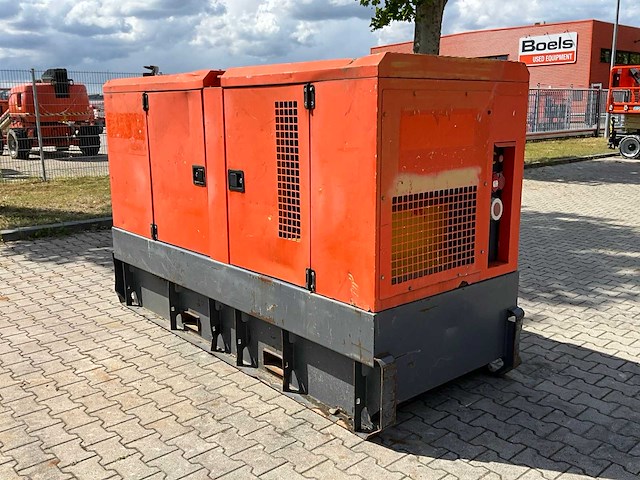 2013 atlas copco qas 60 stroom aggregaat - afbeelding 14 van  17
