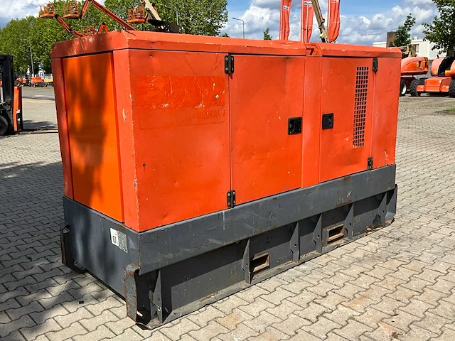 2013 atlas copco qas 60 stroom aggregaat - afbeelding 16 van  17