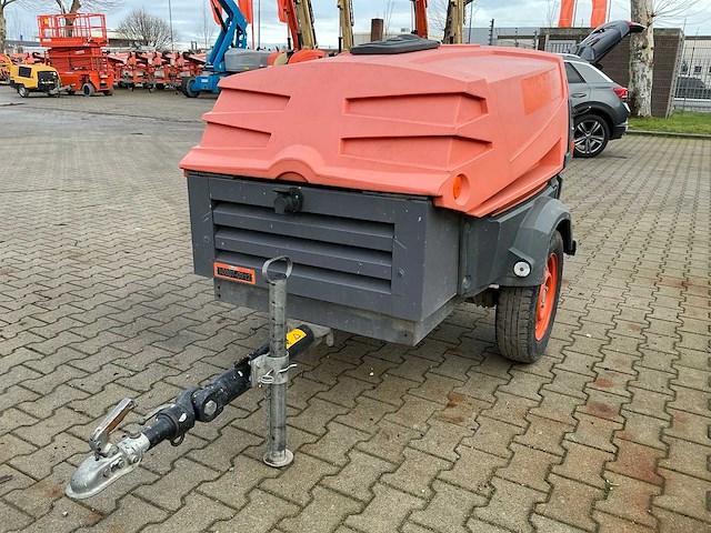 2013 atlas copco xas47 compressor aanhangwagen - afbeelding 22 van  23