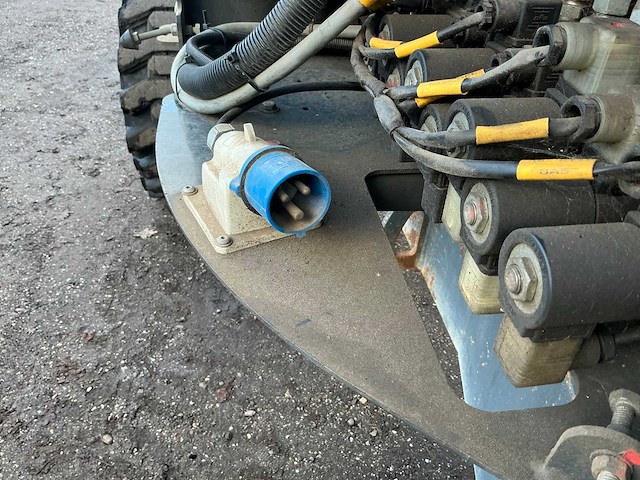 2013 atn zebra 12 hoogwerker - afbeelding 14 van  34