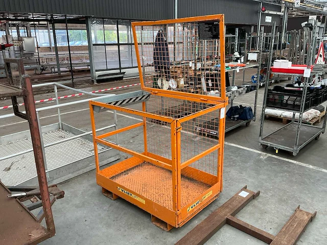 2013 bauer mbd heftruck werkbak - afbeelding 2 van  6