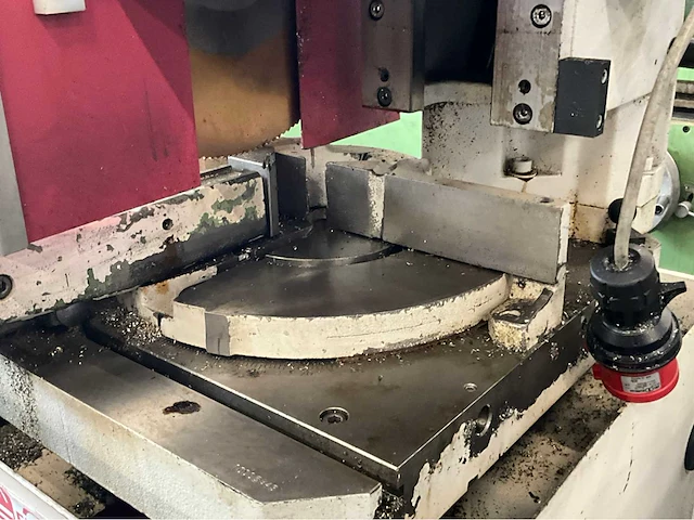 2013 behringer eisele vms 350 cirkelzaagmachine - afbeelding 15 van  15