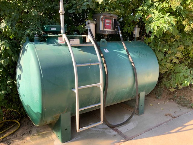2013 berg-o-tool brl - k796/02 3000liter dieseltank - afbeelding 4 van  10