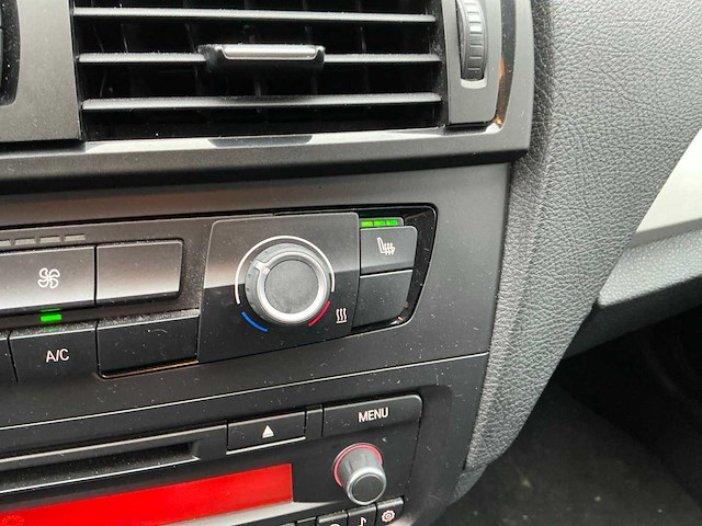 2013 bmw 1-serie 116d bussiness - afbeelding 26 van  32