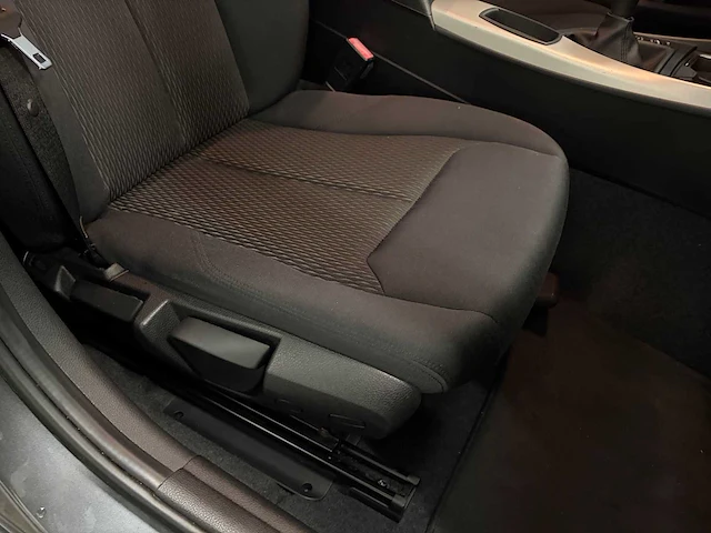 2013 bmw 1-serie 116i personenauto - afbeelding 36 van  68