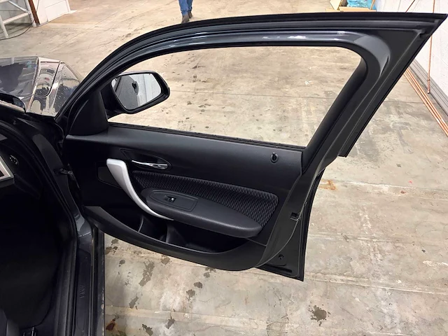 2013 bmw 1-serie 116i personenauto - afbeelding 32 van  68