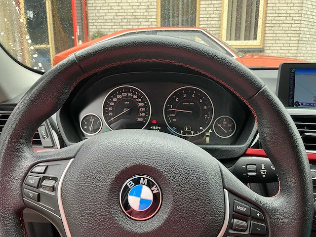 2013 bmw 3 serie touring 320i high executive personenauto - afbeelding 10 van  27