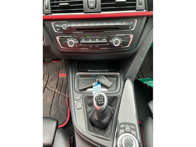 2013 bmw 3 serie touring 320i high executive personenauto - afbeelding 14 van  27
