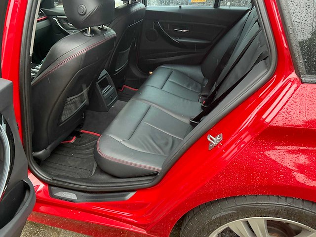 2013 bmw 3 serie touring 320i high executive personenauto - afbeelding 16 van  27