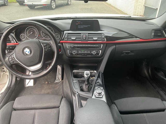 2013 bmw 316d touring high executive personenauto - afbeelding 2 van  29