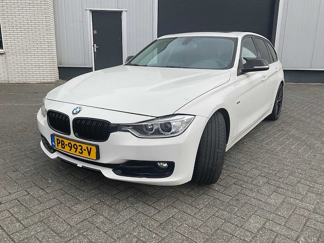 2013 bmw 316d touring high executive personenauto - afbeelding 1 van  29