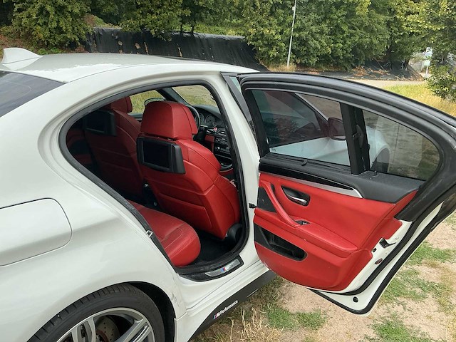2013 bmw 5-serie m5 personenauto - afbeelding 31 van  37