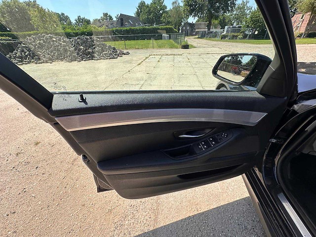 2013 bmw 5-serie touring 520d high executive personenauto - afbeelding 9 van  39