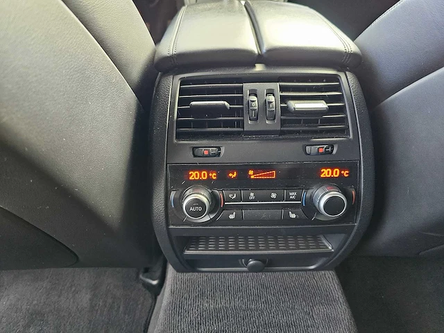 2013 bmw m5 sedan personenauto - afbeelding 17 van  32