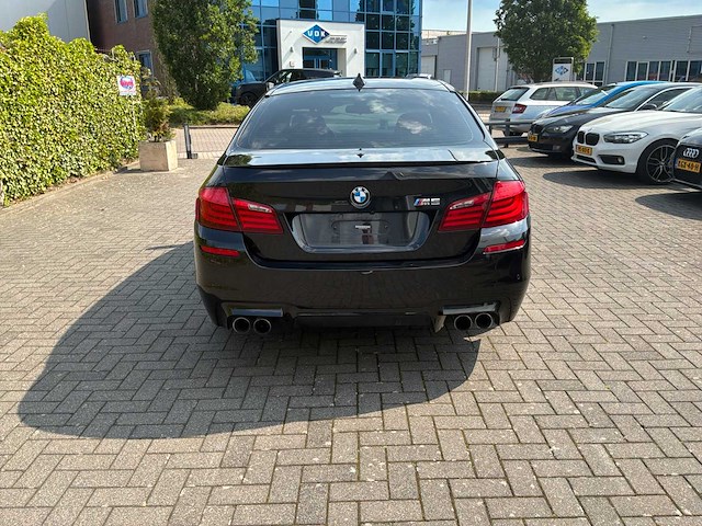 2013 bmw m5 sedan personenauto - afbeelding 10 van  12