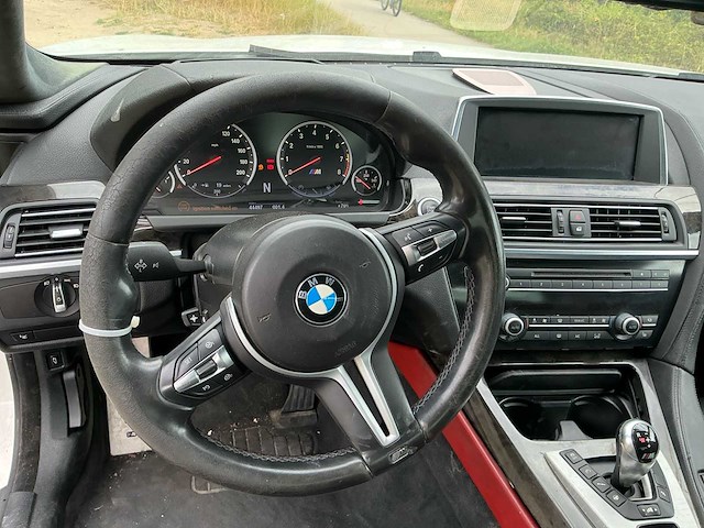 2013 bmw m6 personenauto - afbeelding 10 van  24