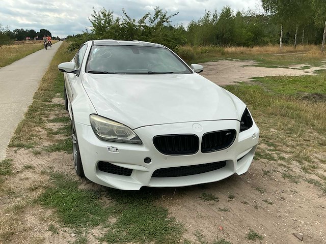 2013 bmw m6 personenauto - afbeelding 22 van  24
