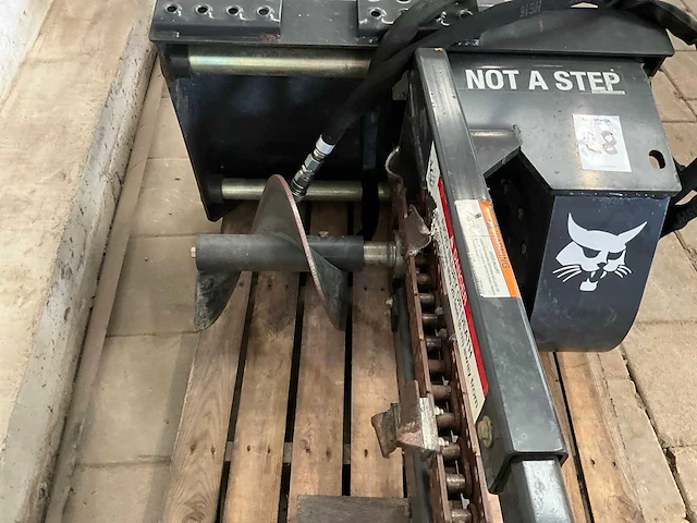 2013 bobcat trencher lt113 sleuvenfrees - afbeelding 6 van  7