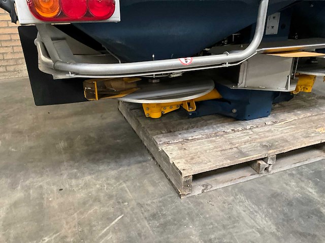 2013 bogballe m2wd kunstmeststrooier - afbeelding 4 van  14