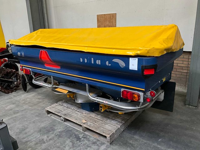 2013 bogballe m2wd kunstmeststrooier - afbeelding 1 van  14