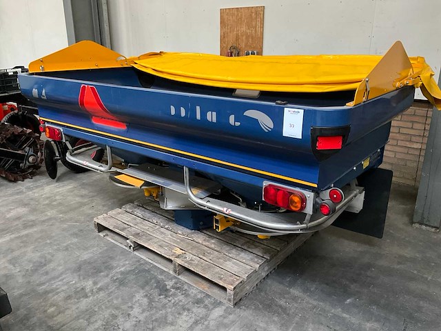 2013 bogballe m2wd kunstmeststrooier - afbeelding 10 van  14