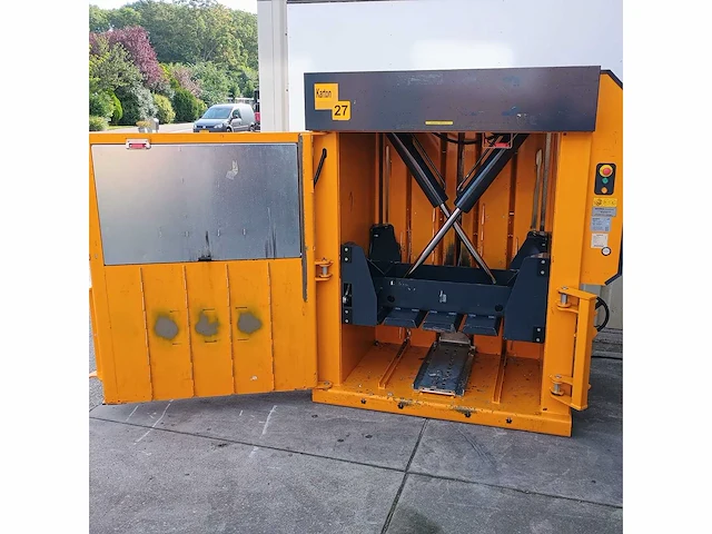 2013 bramidan x25ad afvalpers / kartonpers verticale balenpers - afbeelding 13 van  13