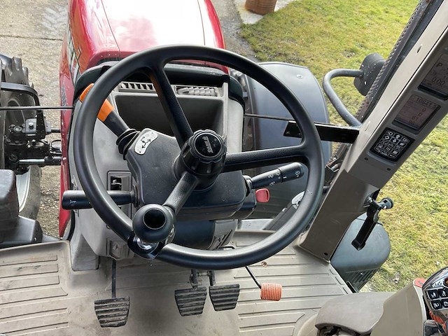 2013 case ih puma 145 cvx vierwielaangedreven landbouwtractor - afbeelding 14 van  27