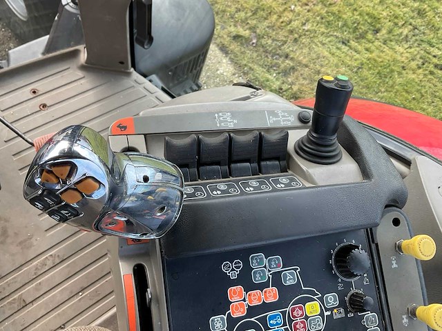 2013 case ih puma 145 cvx vierwielaangedreven landbouwtractor - afbeelding 17 van  27