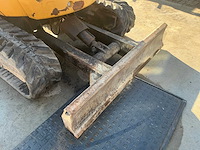 2013 caterpillar 302.7dcr mini rupsgraafmachine - afbeelding 9 van  18