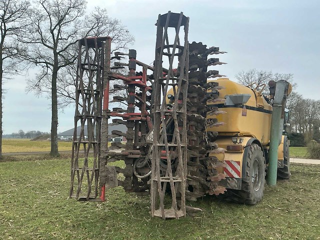 2013 challenger terragator 845 zelfrijdende mestverspreider - afbeelding 2 van  63