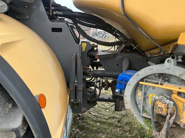 2013 challenger terragator 845 zelfrijdende mestverspreider - afbeelding 21 van  63