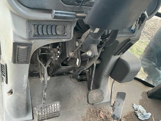 2013 challenger terragator 845 zelfrijdende mestverspreider - afbeelding 42 van  63