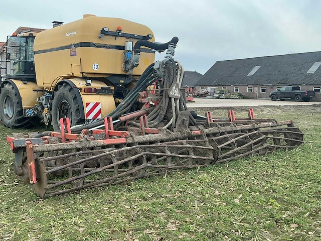 2013 challenger terragator 845 zelfrijdende mestverspreider - afbeelding 51 van  63