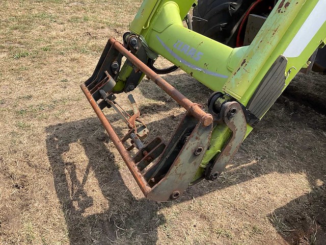 2013 claas arion 430 vierwielaangedreven landbouwtractor - afbeelding 6 van  29